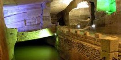Внутреннее устройство загадочных пещер горы Хуашань